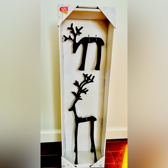 Holiday Merry Moments Aldi Sculpted Bronzeblack Reindeer Poshmark